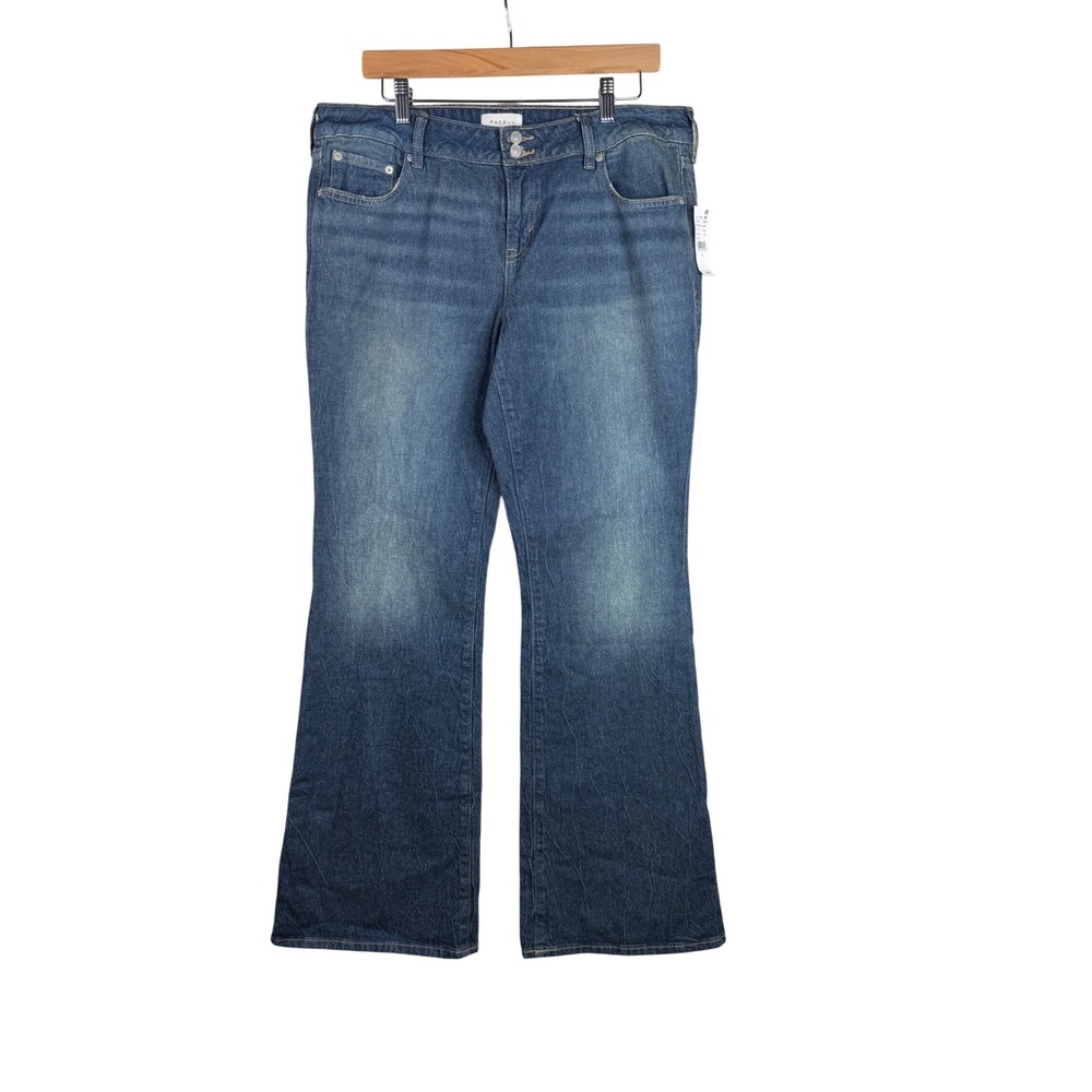 New PacSun Jade Low Rise Bootcut Jeans size 31 Blue